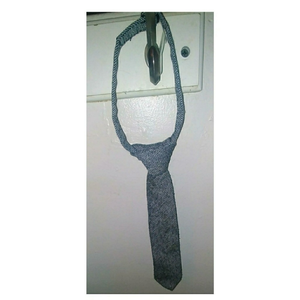 Boys adjustable tie